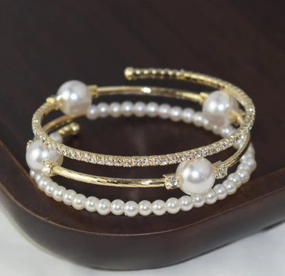 Lakshmira Gold Pearl Korean Bracelet